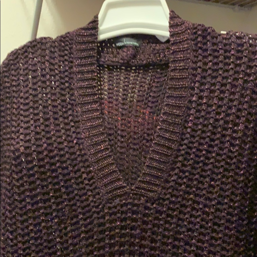 Sweater - Picture 5 of 7